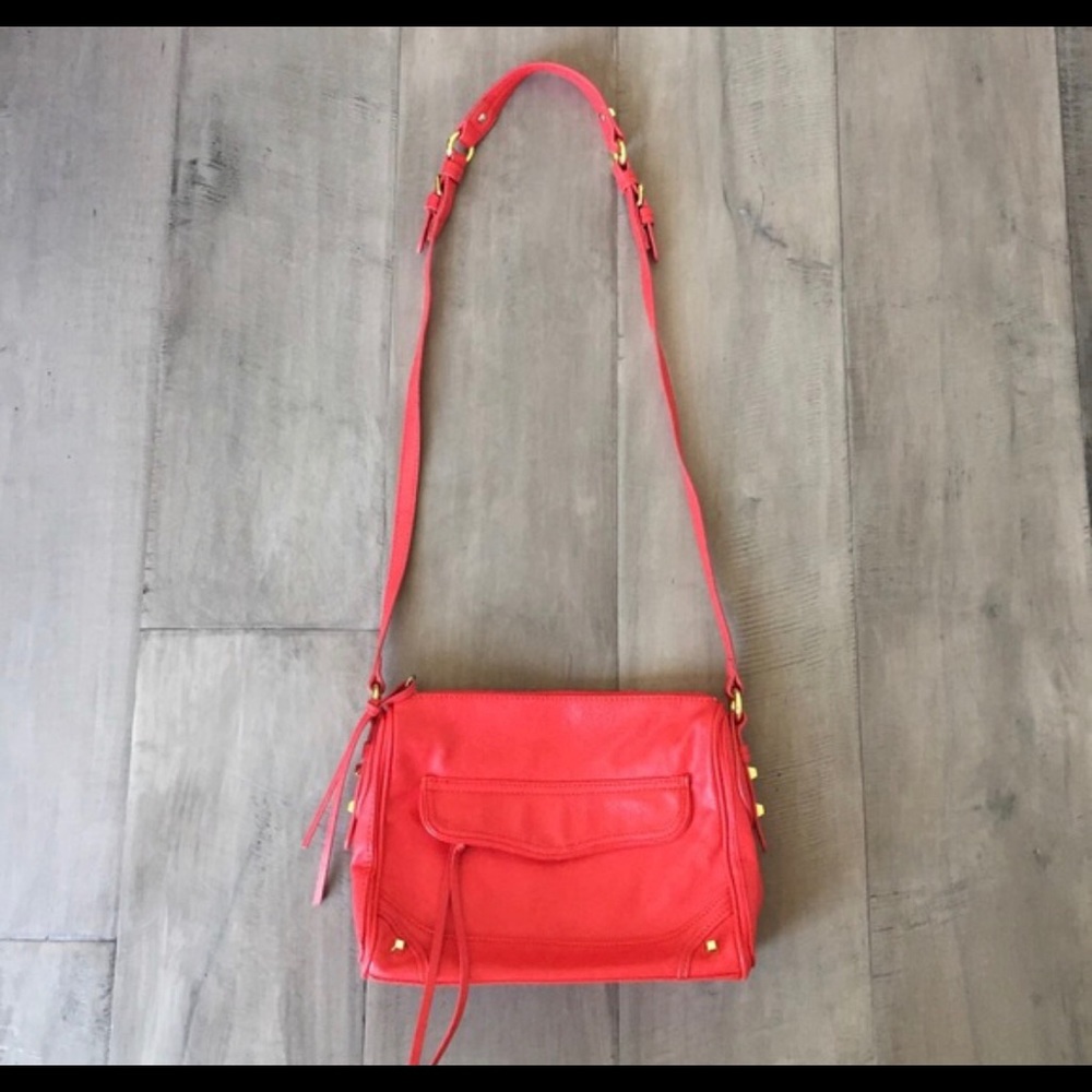 Jessica Simpson purse gently used